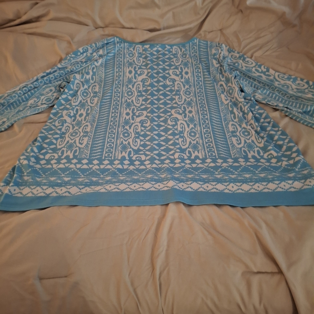 Susan Graver Blue Patterned Women's 3/4 Sleeve Top - Picture 8 of 10